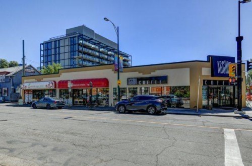 4-916 3 Avenue Nw, Calgary, AB - Outdoor