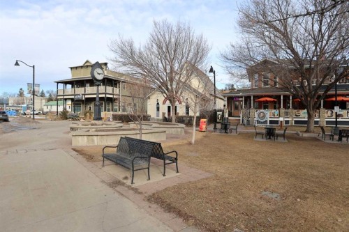 18 Maple Street, Okotoks, AB - Outdoor With Deck Patio Veranda