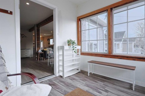 18 Maple Street, Okotoks, AB - Indoor Photo Showing Other Room