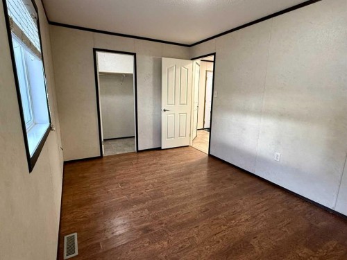 2-29407 Range Road 52, Rural Mountain View County, AB 