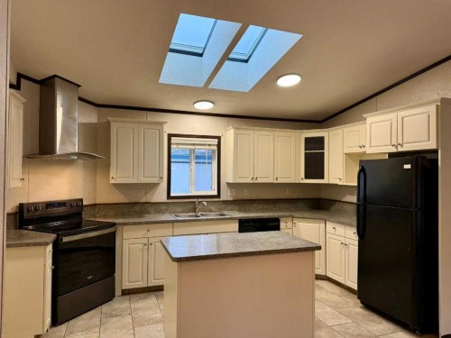 2-29407 Range Road 52, Rural Mountain View County, AB 