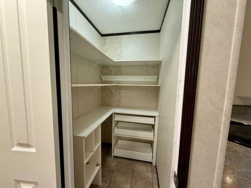 2-29407 Range Road 52, Rural Mountain View County, AB 