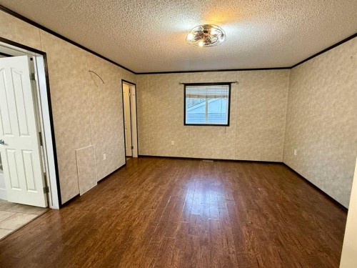 2-29407 Range Road 52, Rural Mountain View County, AB 