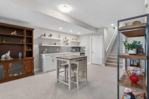 206 Crestridge Common Sw, Calgary, AB - Indoor