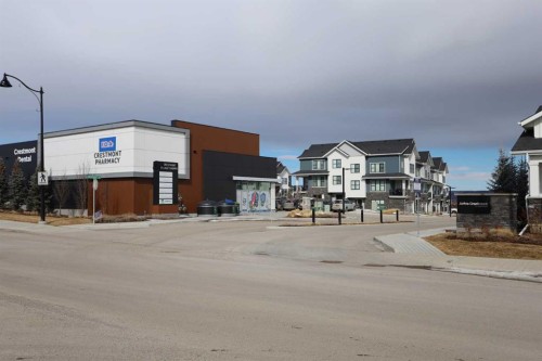 206 Crestridge Common Sw, Calgary, AB - Outdoor