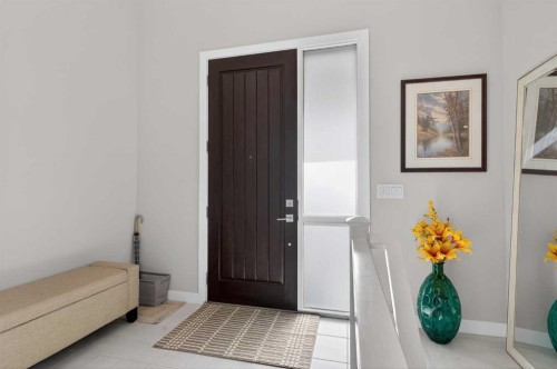 206 Crestridge Common Sw, Calgary, AB - Indoor