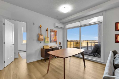 2216-200 Seton Circle Se, Calgary, AB - Indoor Photo Showing Living Room