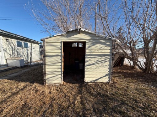 234 9 Street, Beiseker, AB - Outdoor