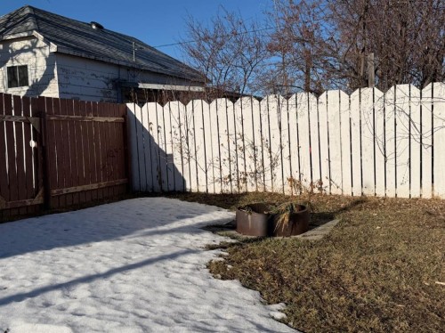 234 9 Street, Beiseker, AB - Outdoor