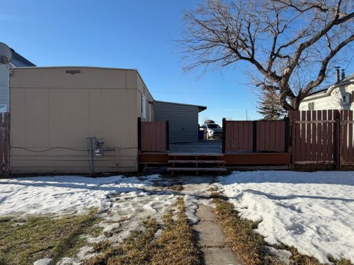 234 9 Street, Beiseker, AB - Outdoor