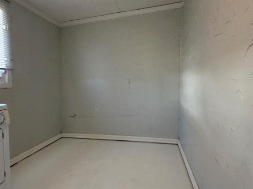 234 9 Street, Beiseker, AB - Indoor Photo Showing Other Room