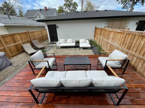 606 9 Avenue Ne, Calgary, AB - Outdoor With Deck Patio Veranda With Exterior