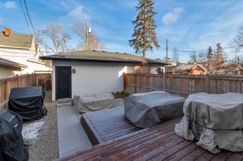 606 9 Avenue Ne, Calgary, AB - Outdoor With Deck Patio Veranda