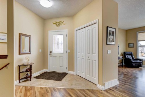 7-43 Westlake Circle, Strathmore, AB - Indoor Photo Showing Other Room