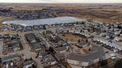 7-43 Westlake Circle, Strathmore, AB - Outdoor With View