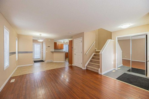 427 Saddlebrook Way Ne, Calgary, AB - Indoor