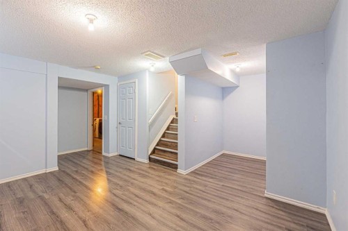427 Saddlebrook Way Ne, Calgary, AB - Indoor Photo Showing Other Room