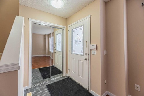 427 Saddlebrook Way Ne, Calgary, AB - Indoor Photo Showing Other Room
