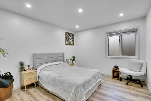 119 Panton Landing Nw, Calgary, AB - Indoor Photo Showing Bedroom