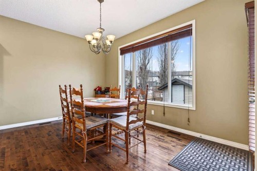 55 Sheep River Cove, Okotoks, AB - Indoor Photo Showing Dining Room