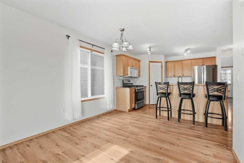 24 Destination Place, Olds, AB - Indoor Photo Showing Kitchen