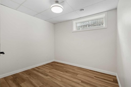 24 Destination Place, Olds, AB - Indoor Photo Showing Other Room