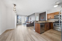 310-76 Panatella Road NW Calgary, AB T3K 0V4