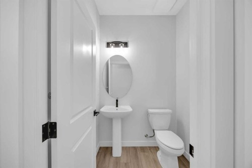 26 Versant Path Sw, Calgary, AB - Indoor Photo Showing Bathroom
