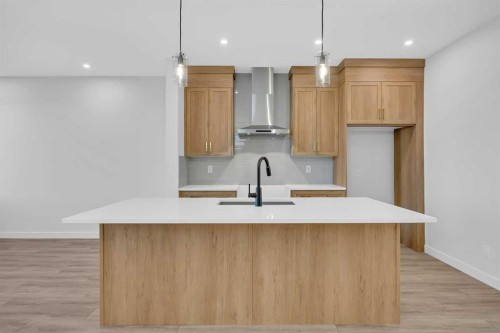 26 Versant Path Sw, Calgary, AB - Indoor Photo Showing Kitchen