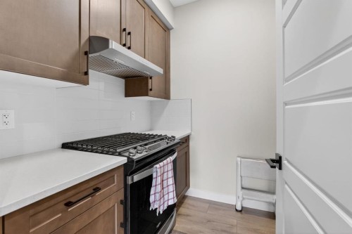 12 Cornerbrook Cove Ne, Calgary, AB - Indoor Photo Showing Kitchen