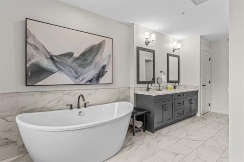 313-1408 Spring Creek Gate, Canmore, AB - Indoor Photo Showing Bathroom