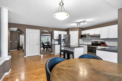 69 Elkton Way Sw, Calgary, AB - Indoor