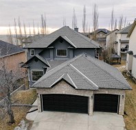 69 Elkton Way SW Calgary, AB T3H 4Y9
