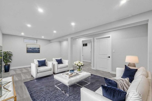 127 Lynnview Way Se, Calgary, AB 