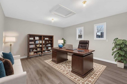 127 Lynnview Way Se, Calgary, AB 