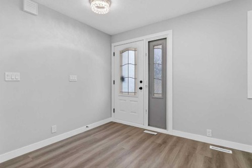 127 Lynnview Way Se, Calgary, AB 