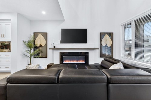 413 Belmont Park Sw, Calgary, AB 