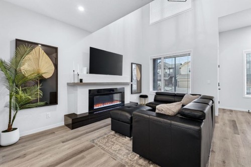 413 Belmont Park Sw, Calgary, AB 