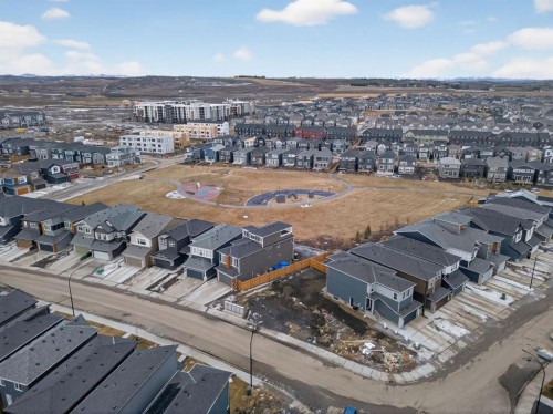 413 Belmont Park Sw, Calgary, AB 