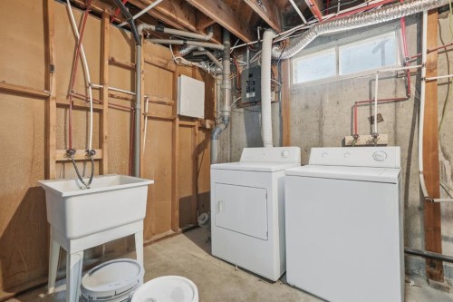 2309 50 Street Ne, Calgary, AB - Indoor Photo Showing Laundry Room