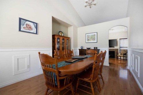 140 Heron Place, Fort Mcmurray, AB - Indoor Photo Showing Dining Room