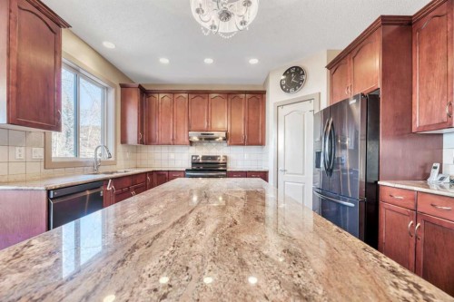 63 Discovery Ridge Circle Sw, Calgary, AB - Indoor Photo Showing Kitchen With Stainless Steel Kitchen