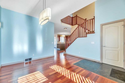 63 Discovery Ridge Circle Sw, Calgary, AB - Indoor Photo Showing Other Room