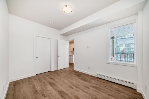 4416-6 Merganser Drive West, Chestermere, AB - Indoor Photo Showing Other Room