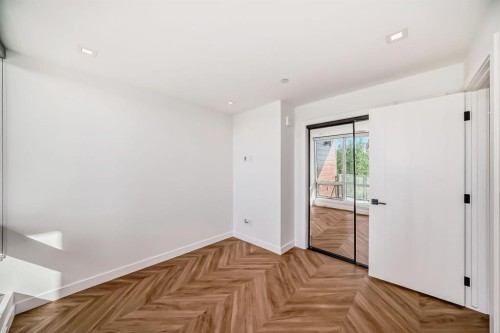 112-8445 Broadcast Avenue Sw, Calgary, AB - Indoor Photo Showing Other Room