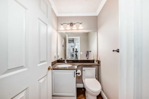 188 Hidden Ranch Crescent Nw, Calgary, AB - Indoor Photo Showing Bathroom