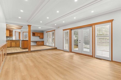 15 Patterson Drive Sw, Calgary, AB - Indoor Photo Showing Other Room