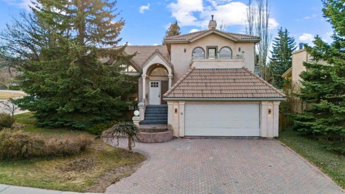 15 Patterson Drive Sw, Calgary, AB - Outdoor