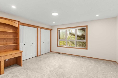 15 Patterson Drive Sw, Calgary, AB - Indoor Photo Showing Other Room