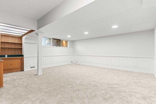 15 Patterson Drive Sw, Calgary, AB - Indoor